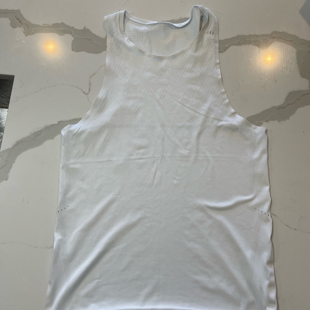 Lululemon raining tank sz S